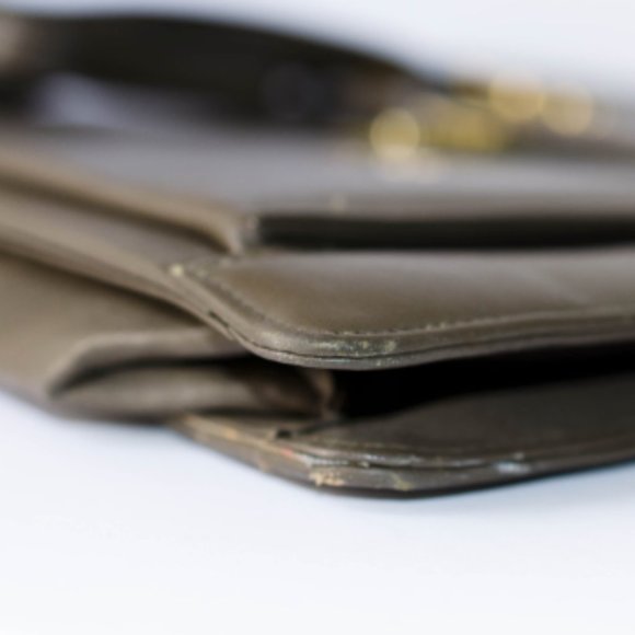 Vintage HARRODS Crossbody Briefcase Station Bag Olive Drab Camouflage Leather - Picture 9 of 9